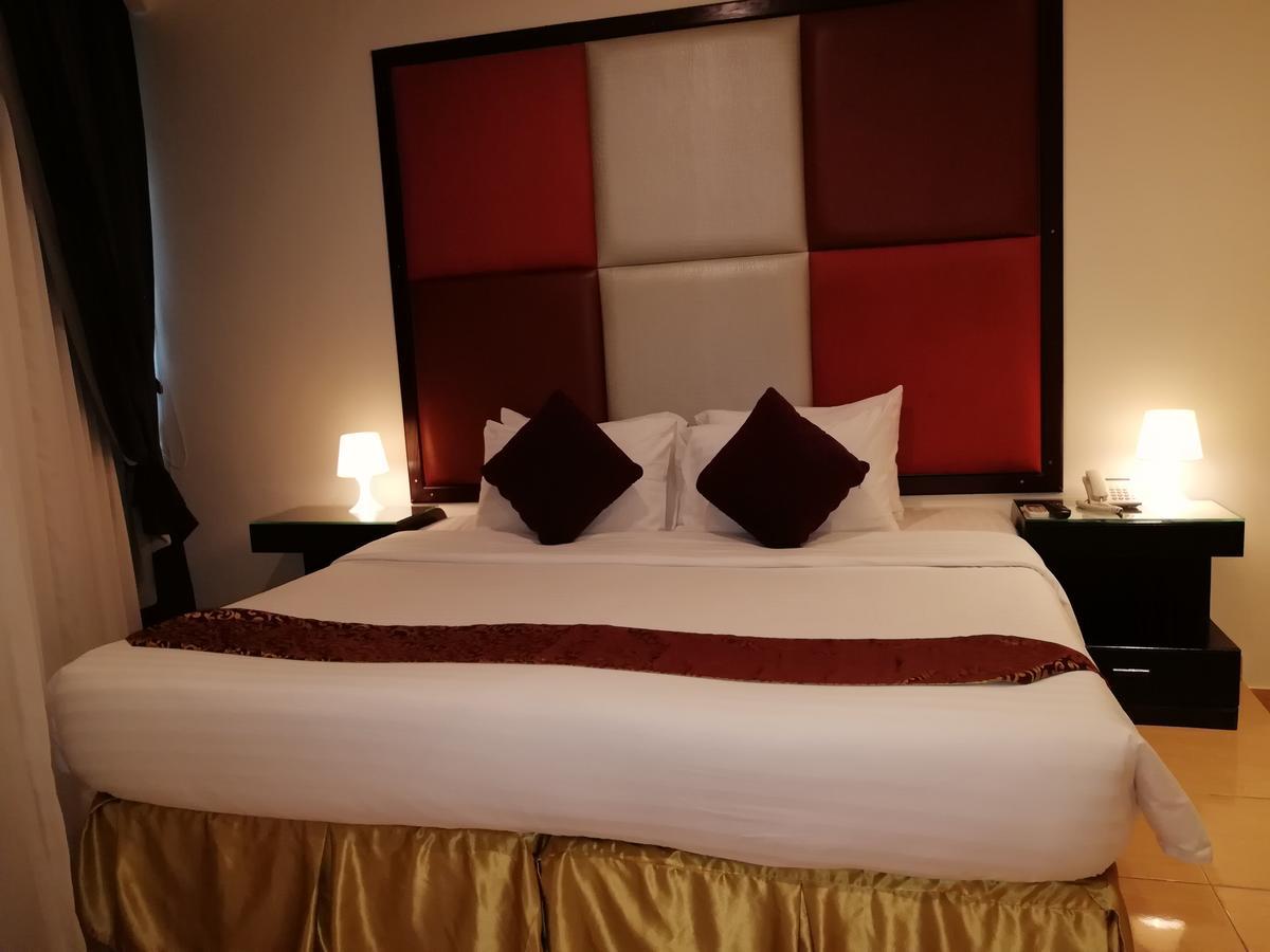 Kenanah Jeddah Hotel Luaran gambar