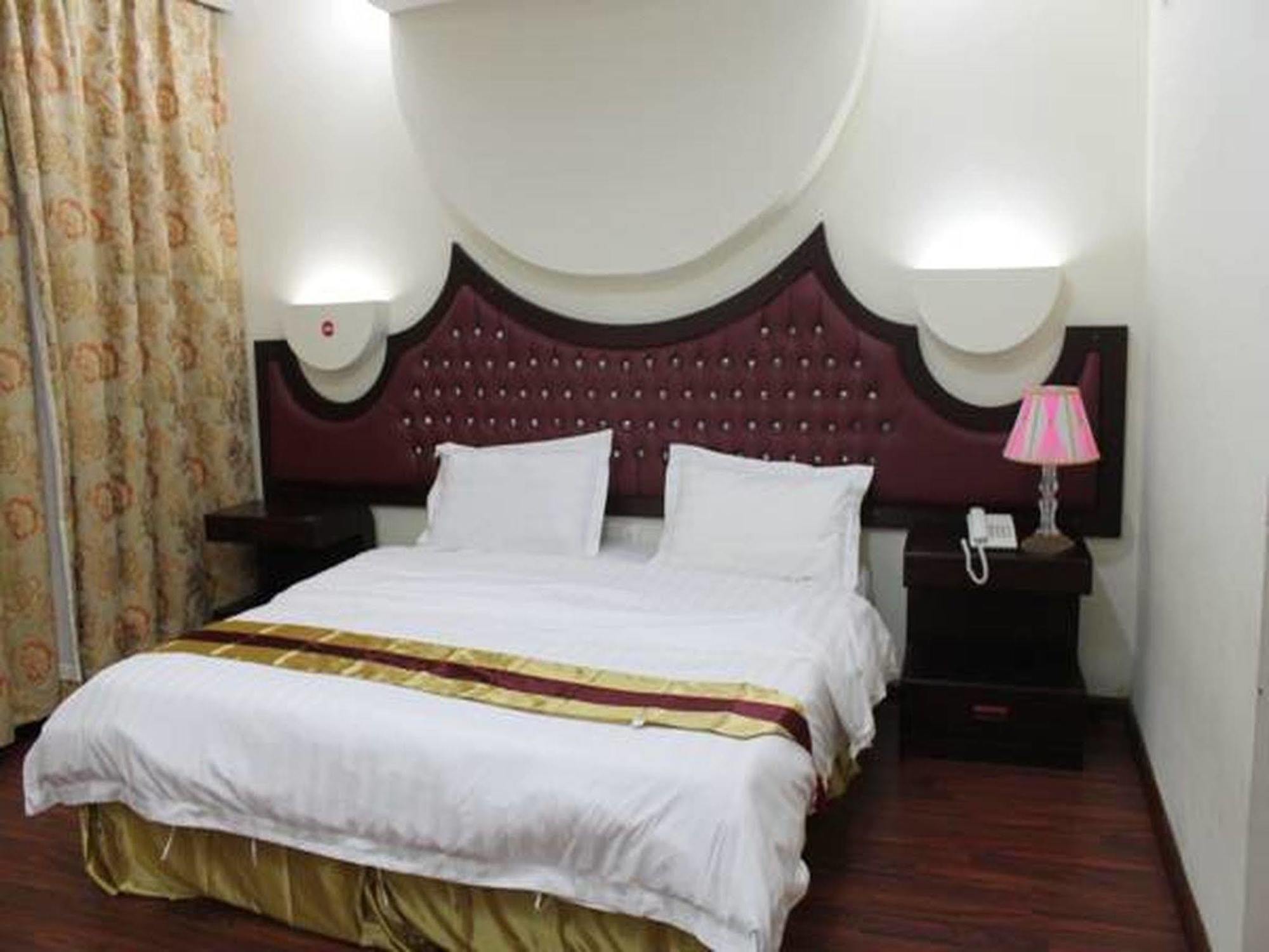 Kenanah Jeddah Hotel Luaran gambar
