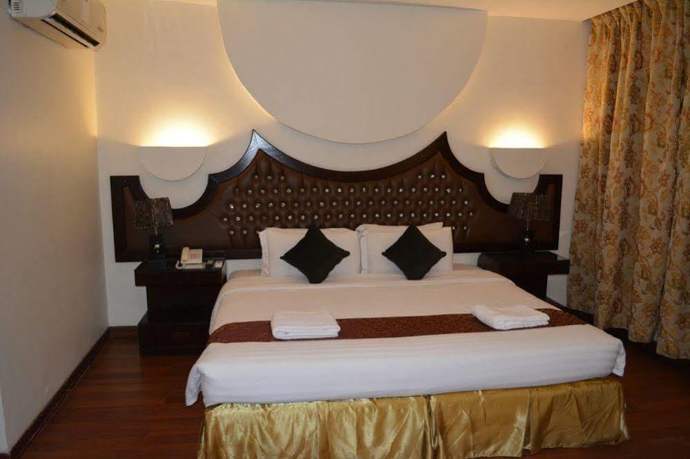 Kenanah Jeddah Hotel Luaran gambar